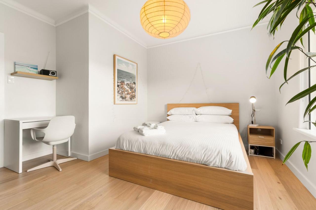 Luxe 2br With Smart Tv Steps From Bondi *